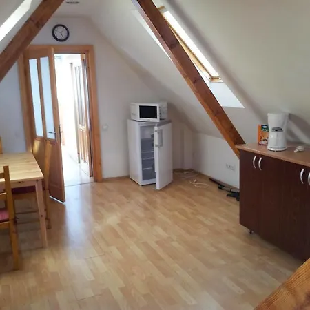 Roza Homestay szállás